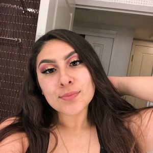 Meet your Posher, Zulema